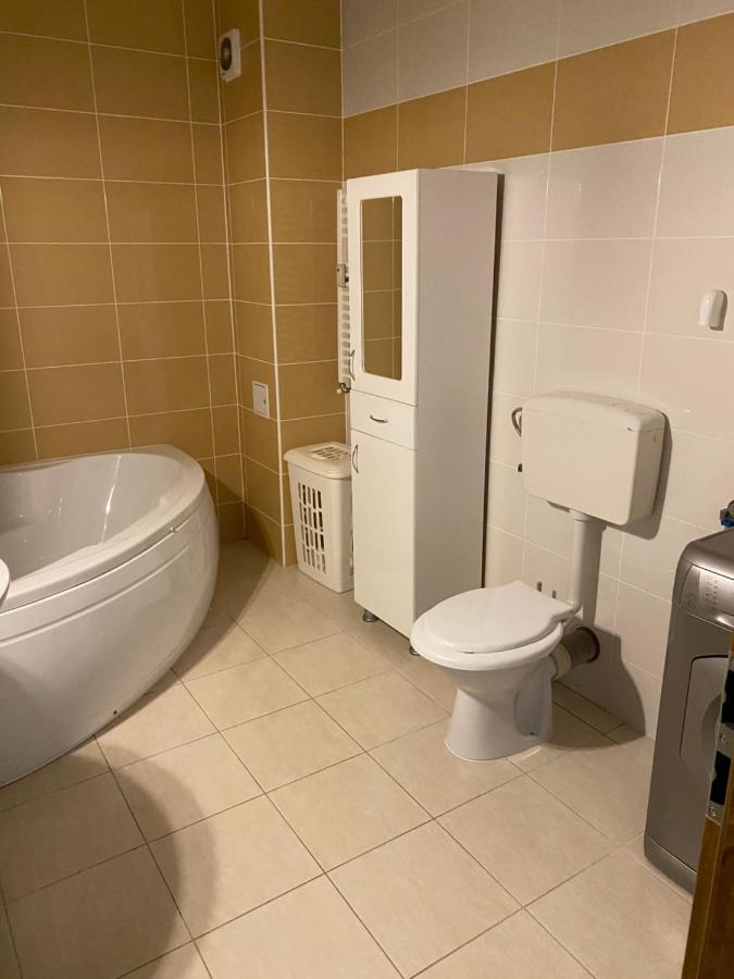 Apartament Avana Oradea Exterior photo